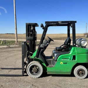 Mitsubishi 2.5 Ton Forklift for sale
