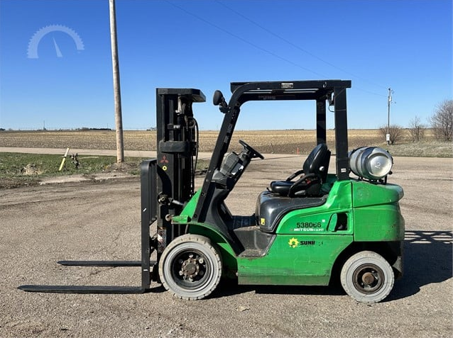 Mitsubishi 2.5 Ton Forklift for sale